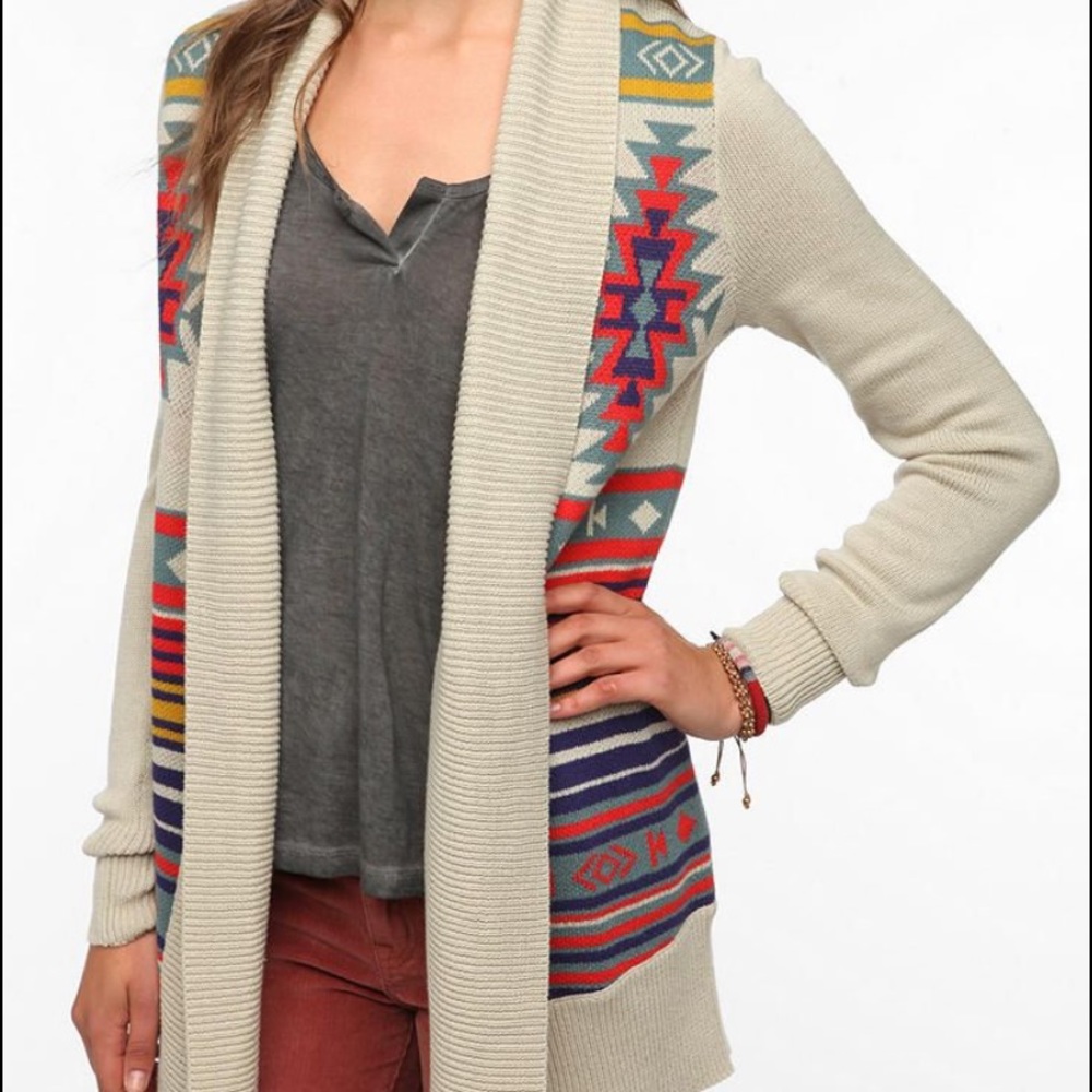Ecote Cardigan